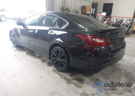 2018 Nissan Altima 2.5 Sr из США, поврежденный, VIN 1N4AL3AP2JC217791